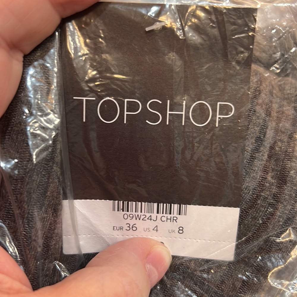 TOPSHOP RIBBED RIB CROP TOP TEE NWT SIZES 2 4 6 8 AVAILABLE BRAND NEW - Picture 10 of 12